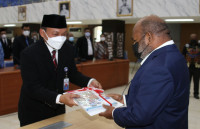 Harapan Gubernur Enembe Agar BPKP Papua Bina SPIP Secara Intensif